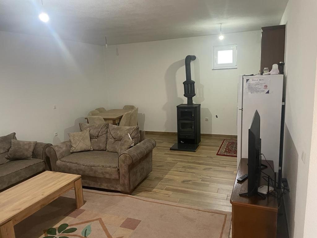 Villa Giti Boge Εξωτερικό φωτογραφία